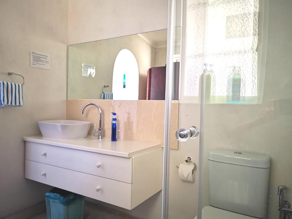 Rachawadee Accomodation​ & Health Spa Simon's Town Luaran gambar